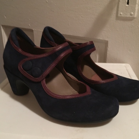 Earthies Shoes - Earthies navy blue leather comfort shoes